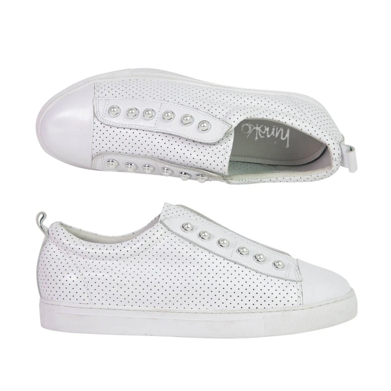 HINAKO PEARL SHOE (PERFORATED) - WHITE Last Pair Size 40 / US 9 4 HINAKO PEARL SHOE (PERFORATED) - WHITE Last Pair Size 40 / US 9 - Image 2